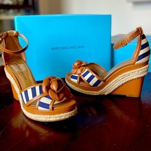 Antonio Melani, navy and cream with leather bow. Size 6.5